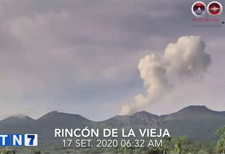 Volcán Rincón de la Vieja suma dos días con erupciones matutinas