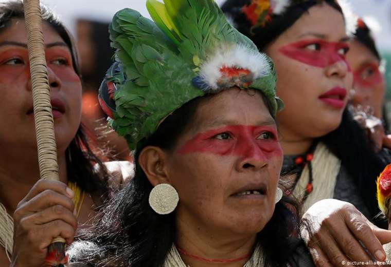 Mujer e indígena en América Latina: una carrera de obstáculos