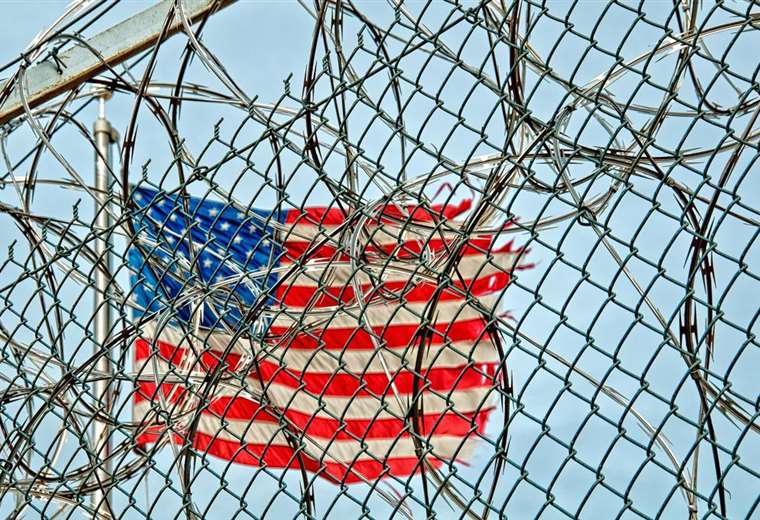 EE. UU. reduce a 10 años la pena de un siglo de cárcel a un inmigrante latino