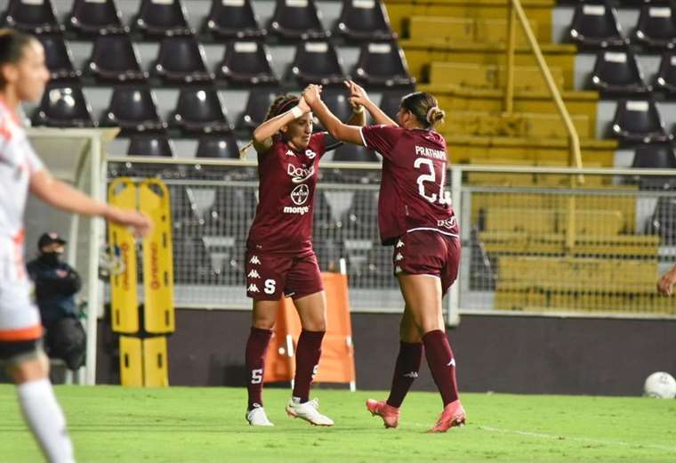Saprissa golea a Dimas y disputará la final del fútbol femenino ante la Liga