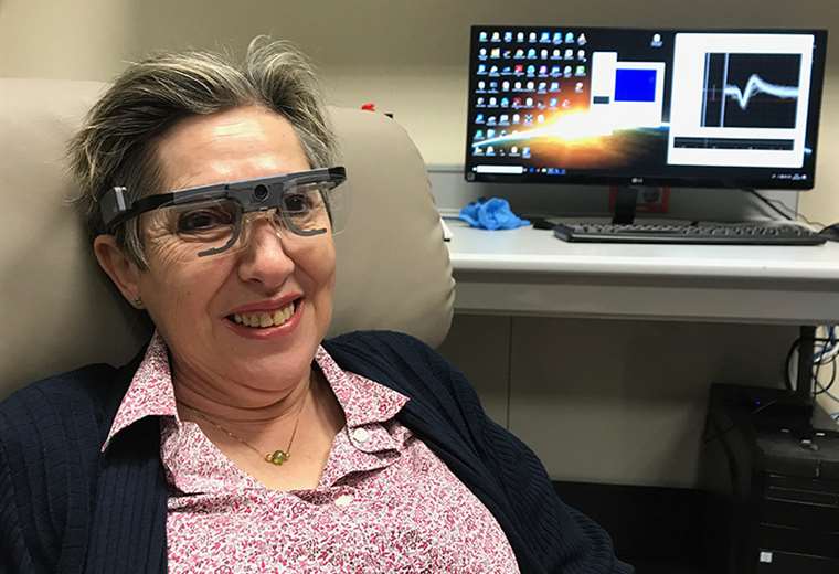 Científicos prueban con éxito implante cerebral que da visión artificial a mujer ciega