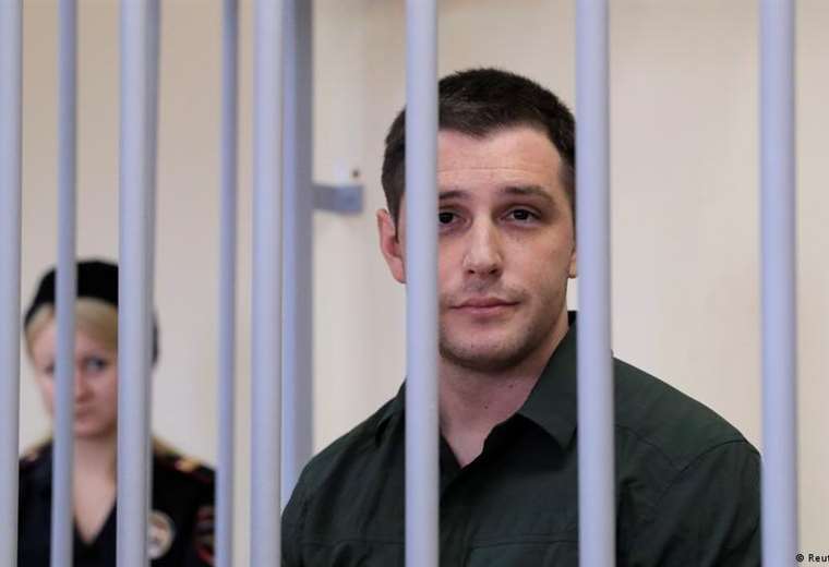 Exmarine estadounidense preso en Rusia pone fin a huelga de hambre
