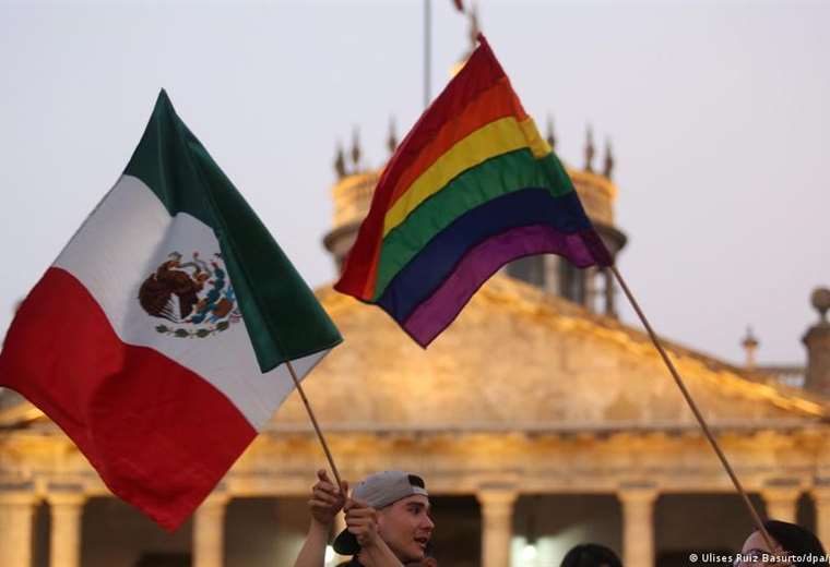 México abre primera clínica pública para personas trans