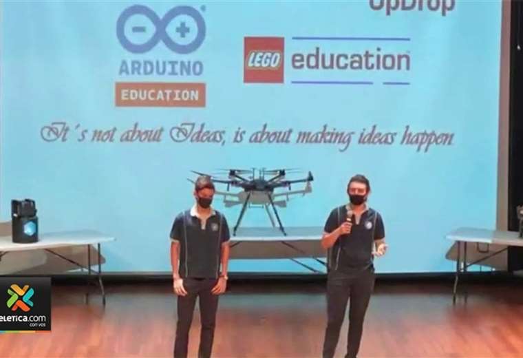 Estudiantes ticos ganan segundo lugar en Olimpiada Mundial de Robótica