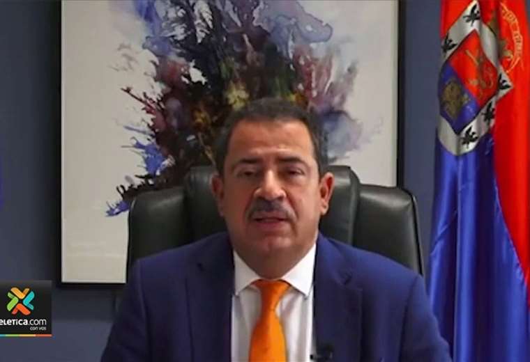 Concejo Municipal de Cartago retendrá salario de Mario Redondo mientras es investigado