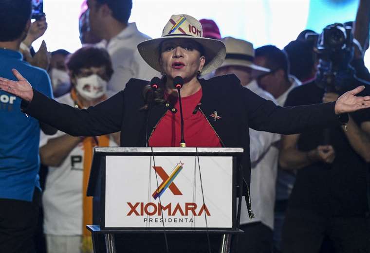 Xiomara Castro, primera mujer y favorita de izquierda para gobernar Honduras