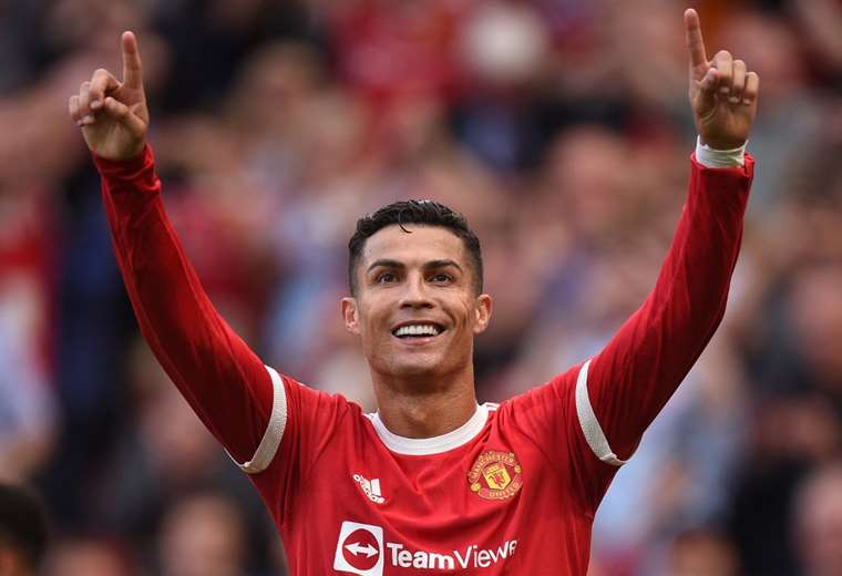 Cristiano Ronaldo se convierte en el máximo goleador de la historia en partidos oficiales