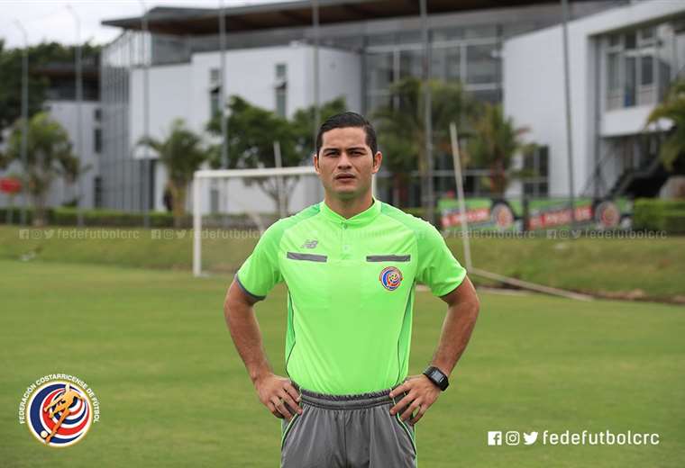 Árbitro Keylor Herrera pitará el juego de ida de la gran final entre Cartaginés y Alajuelense
