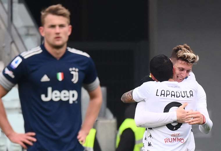 Juventus cae en casa ante Benevento y ve alejarse el título en Serie A