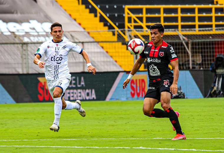 Alajuelense cierra la fase regular invicto al empatar sin goles ante Guadalupe