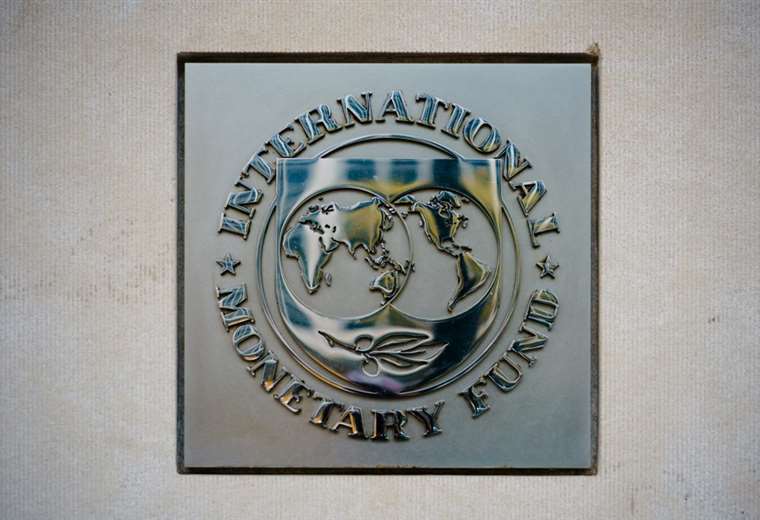 Misión del FMI está en el país para conocer opinión de Chaves sobre acuerdo de financiamiento