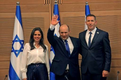 Israel pasa la pagina Netanyahu y entroniza a Bennett como jefe de gobierno