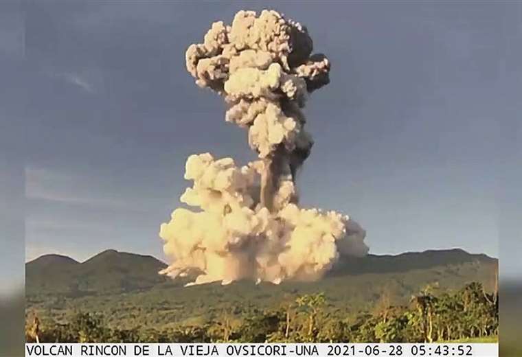 Video: así fue la erupción del Volcán Rincón de la Vieja