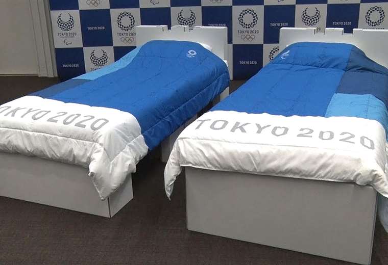 Olimpiadas: con camas de cartón buscan evitar que atletas tengan sexo