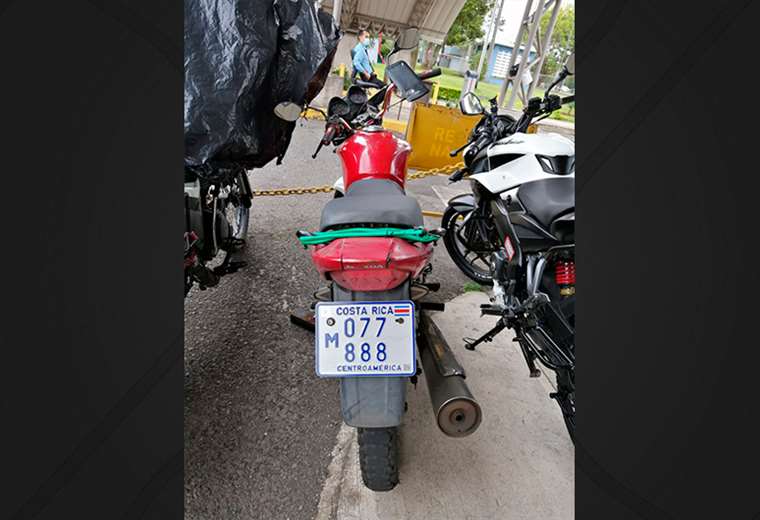 Motocicletas tendrán placa más grande para facilitar labor de cuerpos policiales