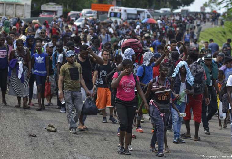 México expulsa a 150 haitianos en masivo operativo migratorio