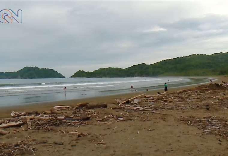 En Paquera hay una playa que suena como un órgano durante la madrugada 