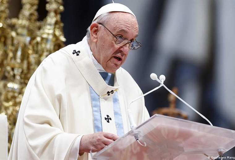 Papa Francisco pide trabajar por la paz y la unión