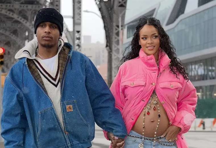 Diva pop Rihanna y el rapero A$AP Rocky esperan su primer hijo