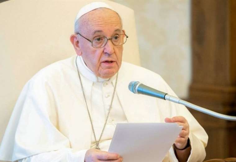Papa Francisco apela a la "conciencia" de líderes mundiales para asegurar la paz en Ucrania