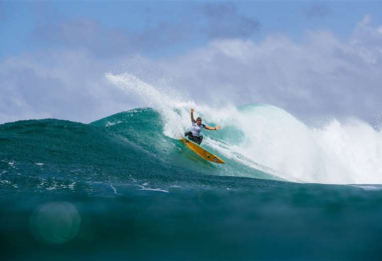 Brisa Hennessy comenzará este sábado la lucha por volver a la cima de la élite del surf