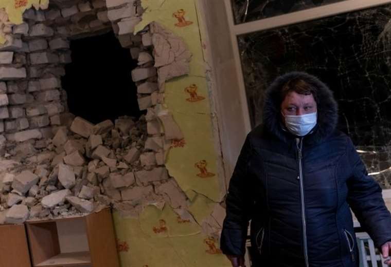 Rebeldes ucranianos alertan a su ejército a medida que se intensifican ataques en frontera
