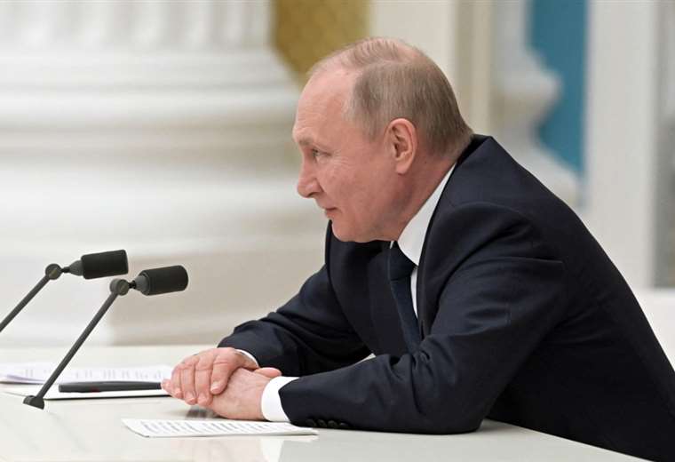 Putin busca nuevos mercados para los hidrocarburos rusos