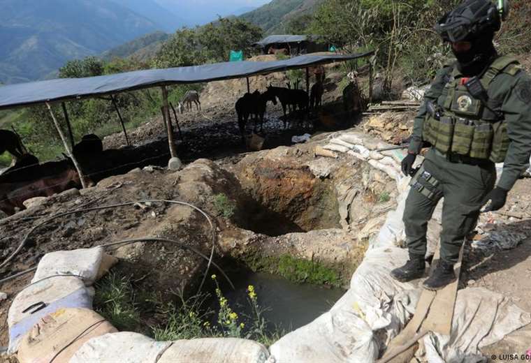 Al menos 15 desaparecidos en explosión en mina de Colombia