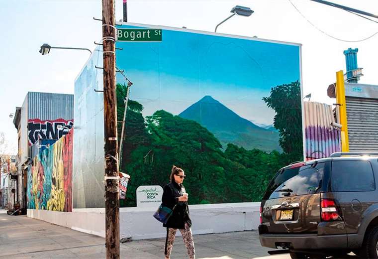 Murales promocionan a Costa Rica como destino turístico en Nueva York