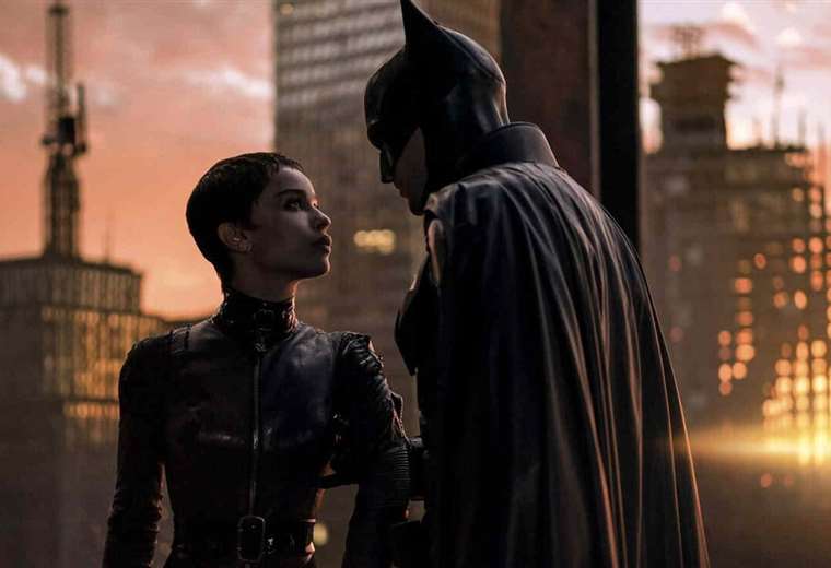 "Batman" continúa encabezando la taquilla en América del Norte