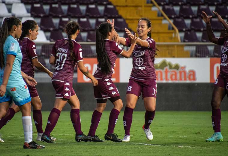 Fútbol femenino: Alajuelense se despega en el liderato; Saprissa revive con goleada