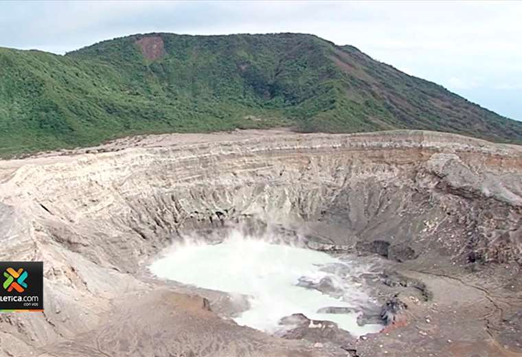 Informe revela nacimiento de ríos de agua caliente en cráter del Volcán Poás