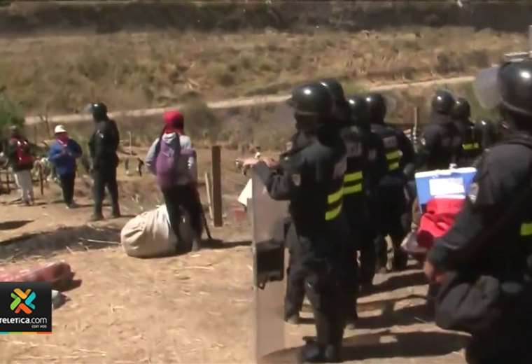 Policía reporta que unas 30 familias invadieron otro terreno en La Carpio