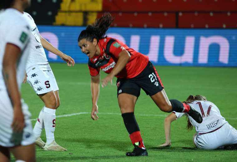 Fútbol Femenino: Alajuelense, Dimas Escazú y Sporting FC marchan con paso perfecto