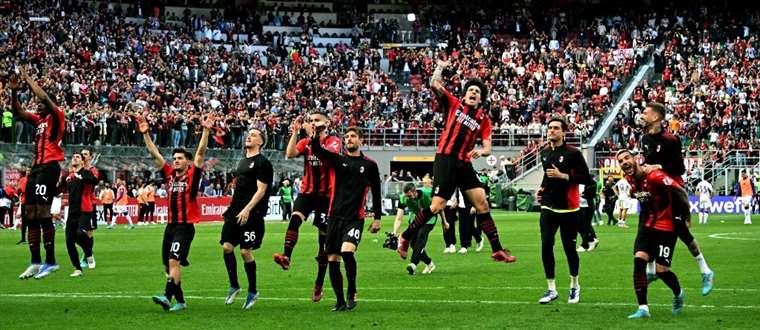 AC Milan puede dar contra el Atalanta paso casi definitivo al 'Scudetto'