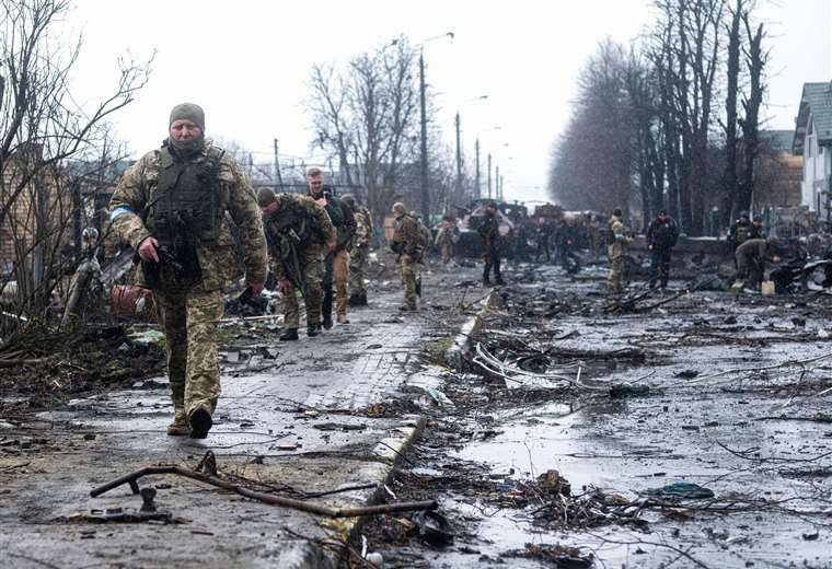 Rusia anuncia rendición de 265 combatientes ucranianos