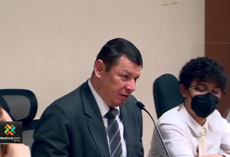Óscar López cuestionó que agente de OIJ no se acordara de detalles en investigación