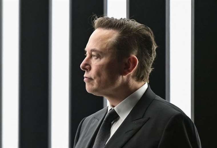 "Si no apareces en la oficina, asumiremos que has renunciado": Musk pone fin al teletrabajo en Tesla