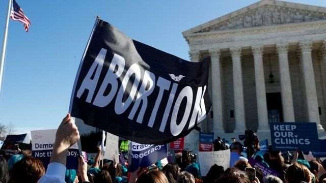 Reacciones tras la anulación del derecho constitucional al aborto en EE. UU.