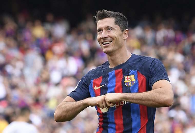 Lewandowski pone líder liguero al Barcelona | Teletica