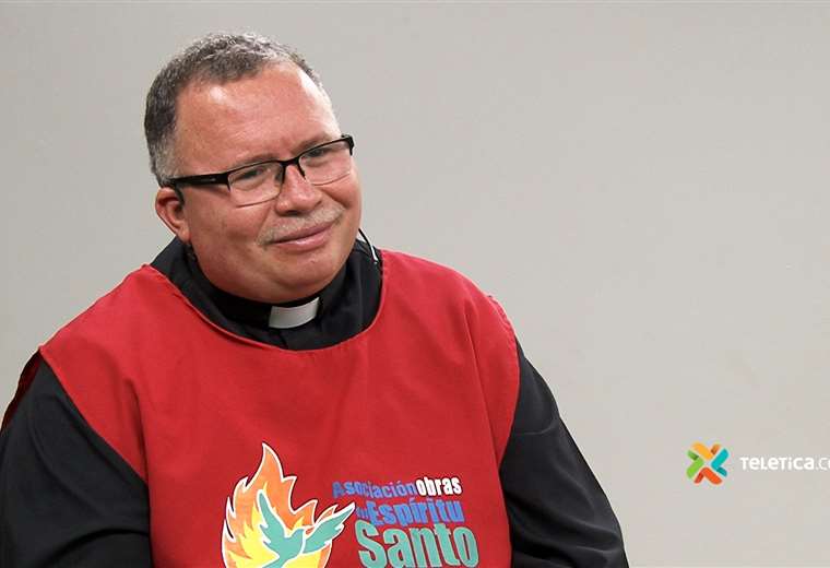 Padre Sergio Valverde se encuentra hospitalizado tras dar positivo por  COVID-19 | Teletica