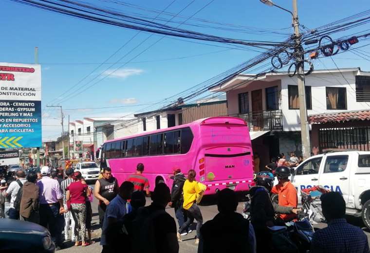 Mujer Muere Atropellada Por Autobús En La Carpio | Teletica