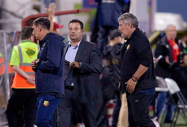 Cómo Fue La Salida De Jeaustin De Herediano Aquil Alí Responde Teletica