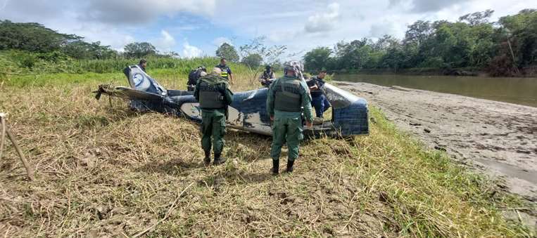 Aeronave de CMAR aparece siniestrada en el Pacífico sur costarricense