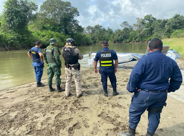 Aeronave de CMAR aparece siniestrada en el Pacífico sur costarricense