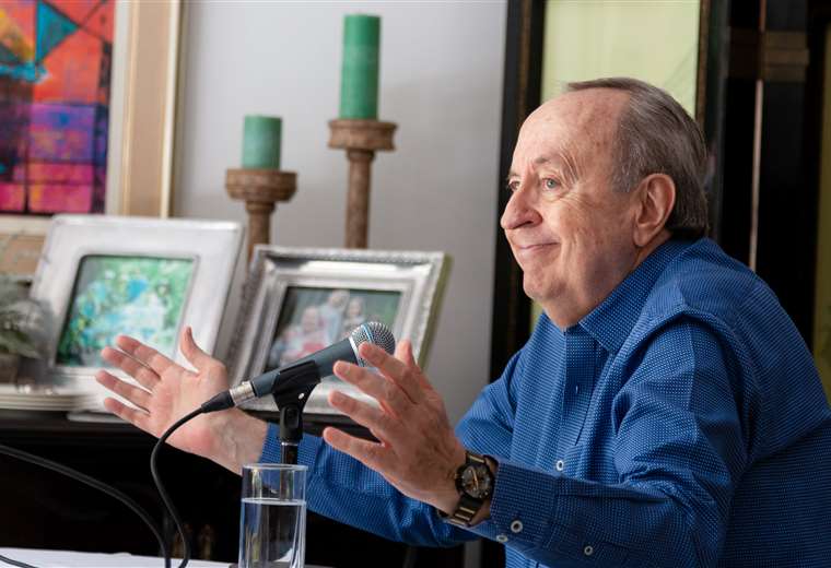 Rafael Ángel Calderón habla de su padre 