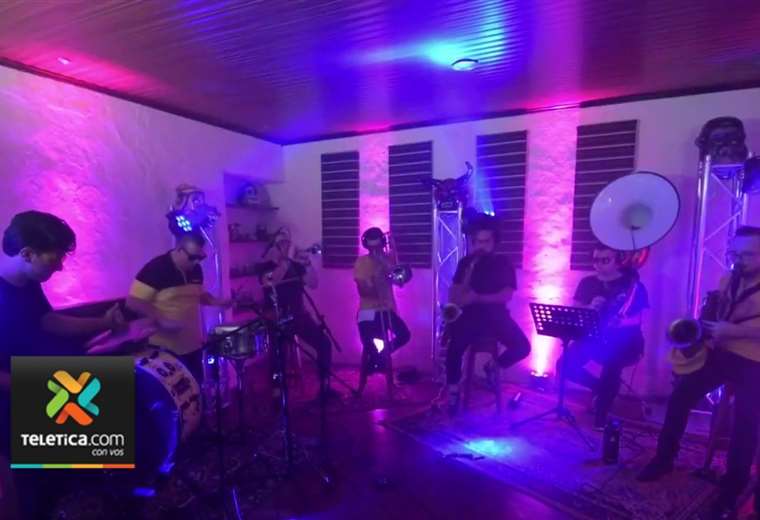 ¡Cimarrona Santo Domingo estrena su anticipado EP! | Teletica ¡Cimarrona Santo Domingo estrena su anticipado EP! | Teletica