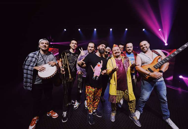 Los Ajenos se unen a Juanito Ayala para lanzar 'Callejero' (Remix