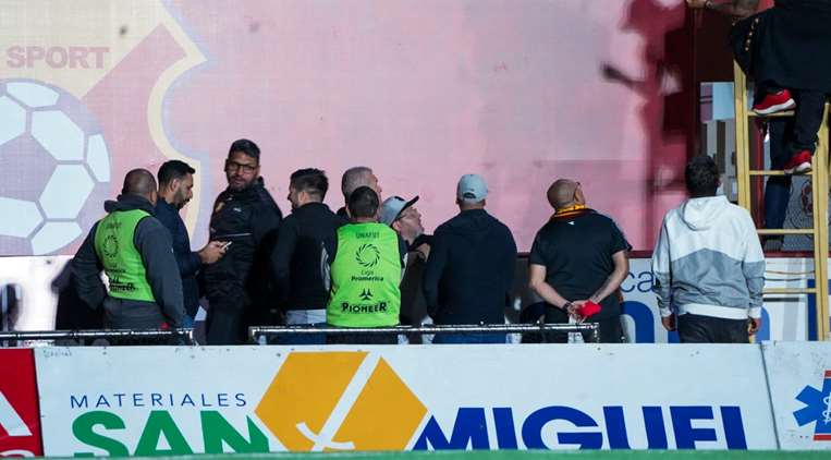 Estadio Carlos Alvarado