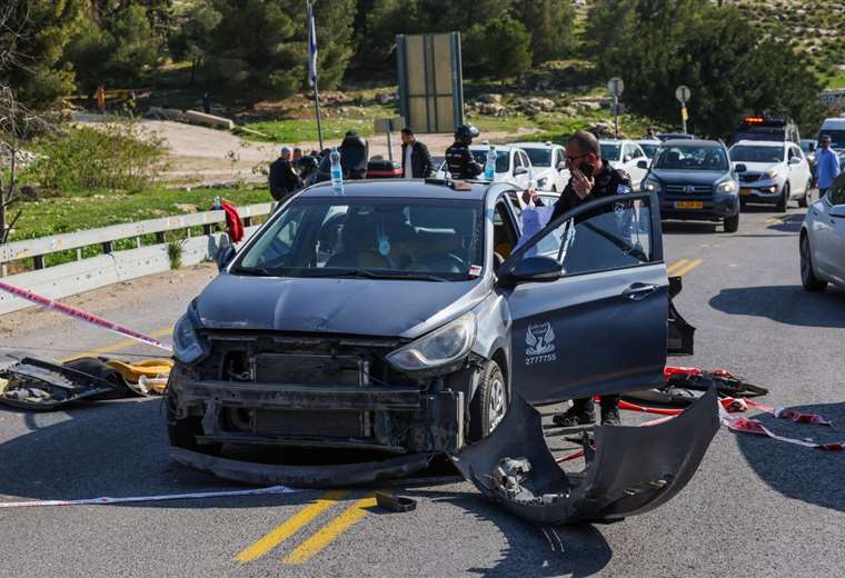 Un Muerto Y Ocho Heridos En Ataque Armado Cerca De Colonia Israelí En ...